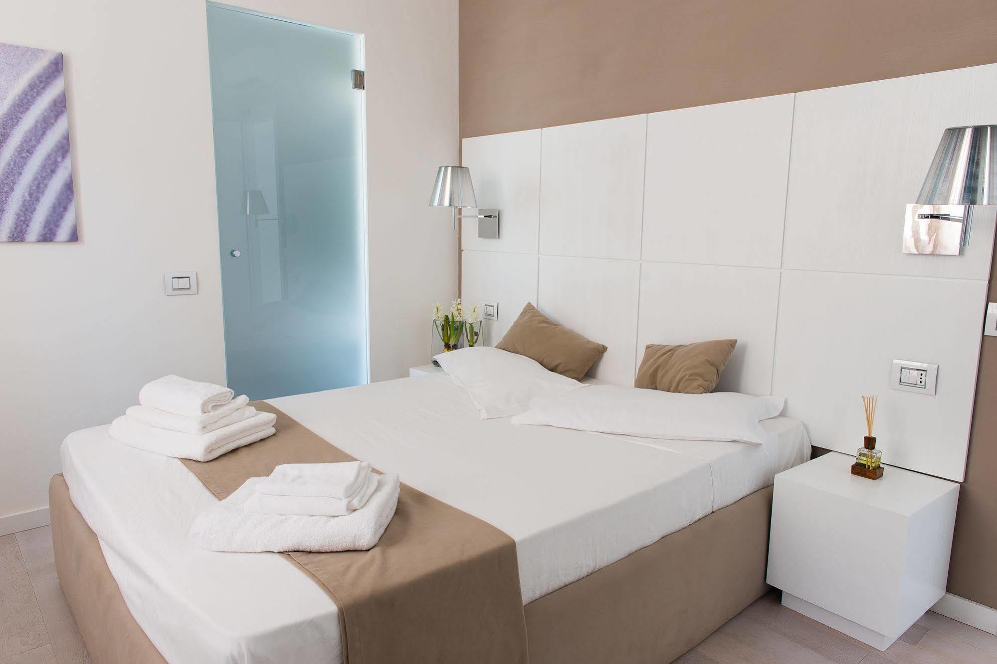 Rigel Villanova Rooms Cagliari Eksteriør billede